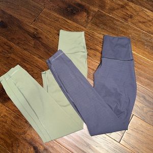 EVERLANE leggings.
